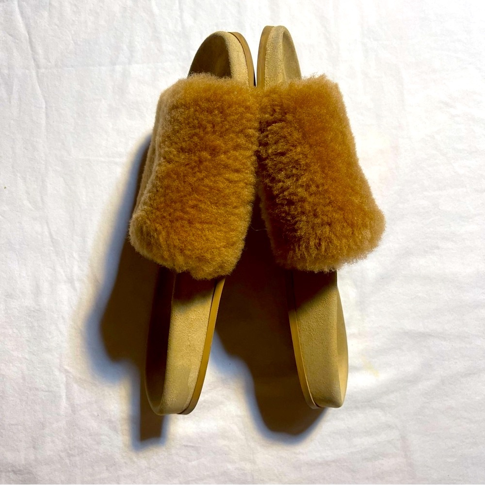 Cozy Brown Fuzzy Slide Sandals 38 - Picture 4 of 5